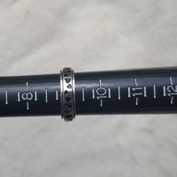 Heart Anxiety Spinner Ring Size 9 - Picture 2 of 2